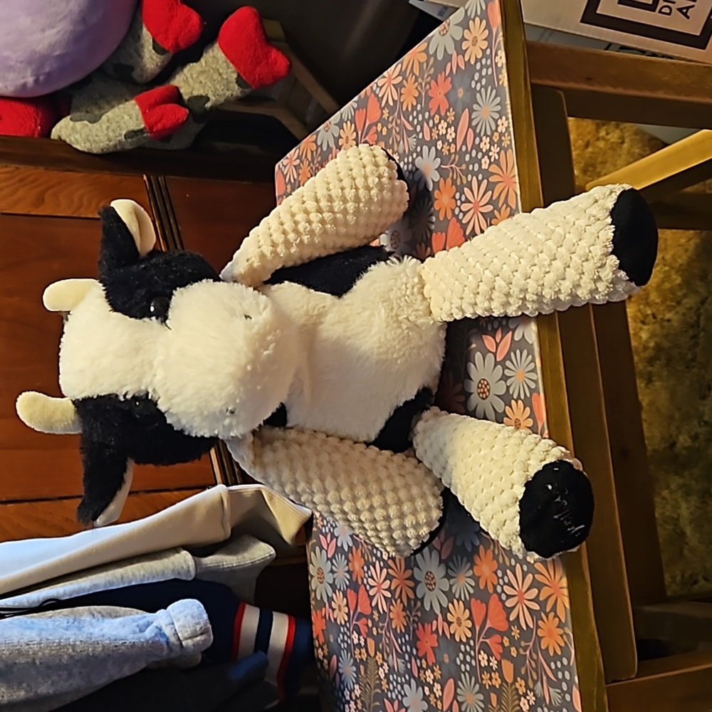 Scentsy Buddle Clover the Cow